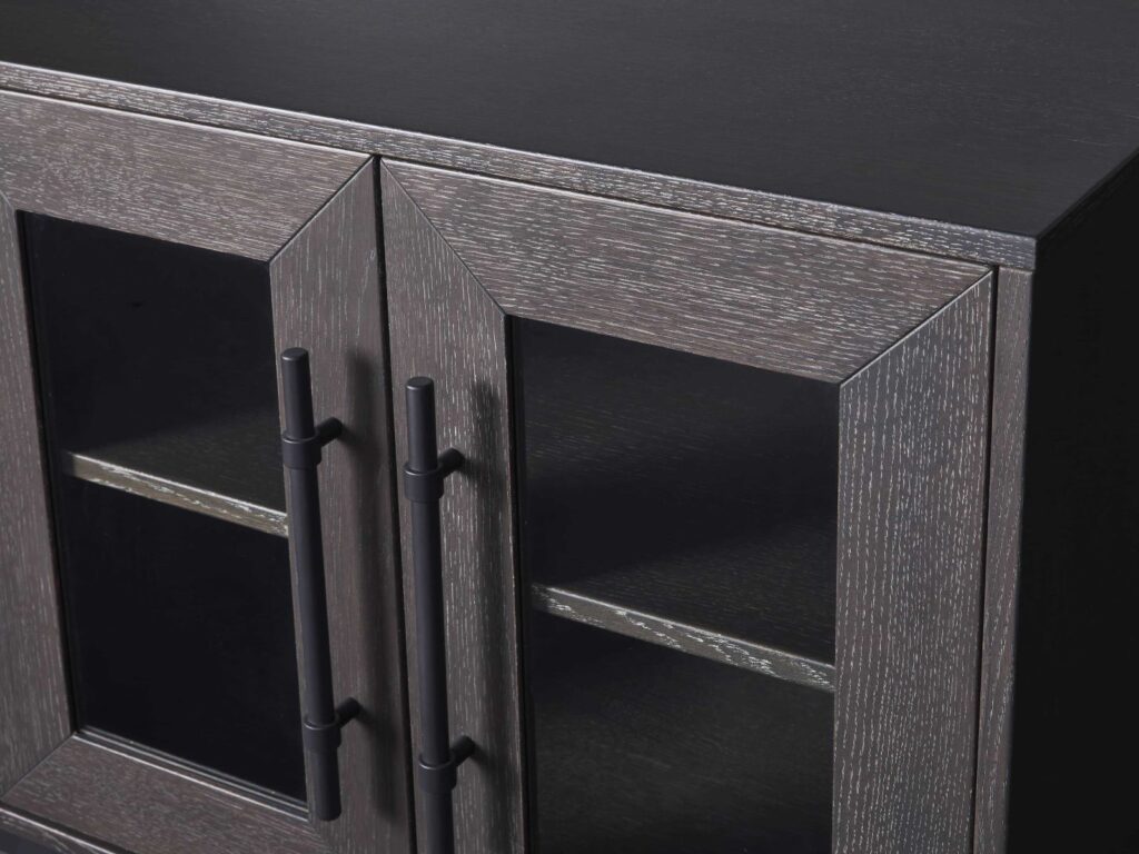 Sideboard - Image 4